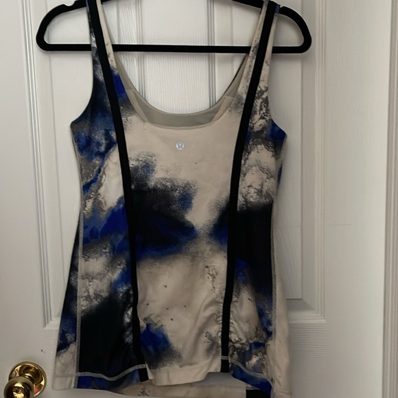 Lululemon Tank - Picture 2 of 3